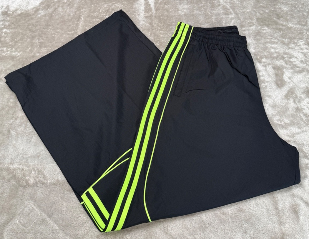 Adidas teamgeist Adicolor Black Yellow Oversized Woven Track Pants Womens Size M
